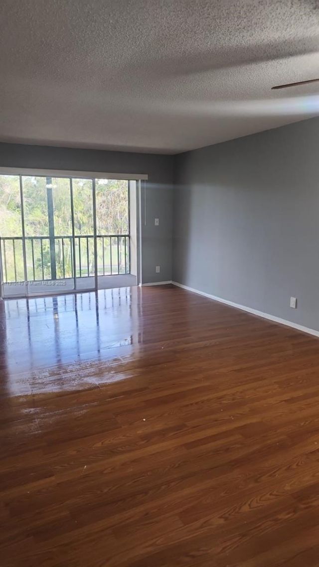 7900 S Colony Cir S, Unit 304, Tamarac, FL 33321 Photo