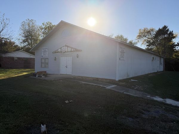 329 Curia Creek Lane, Cave City, AR 72568