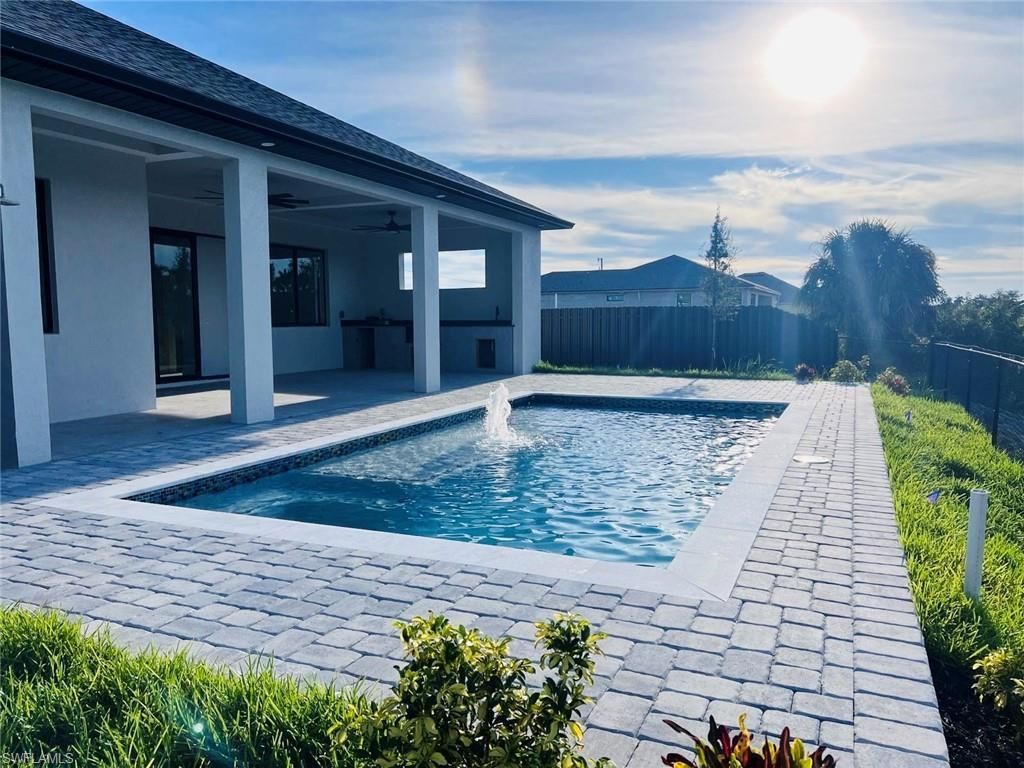 1053 Harwood Ave S, Lehigh Acres, FL 33974 Photo