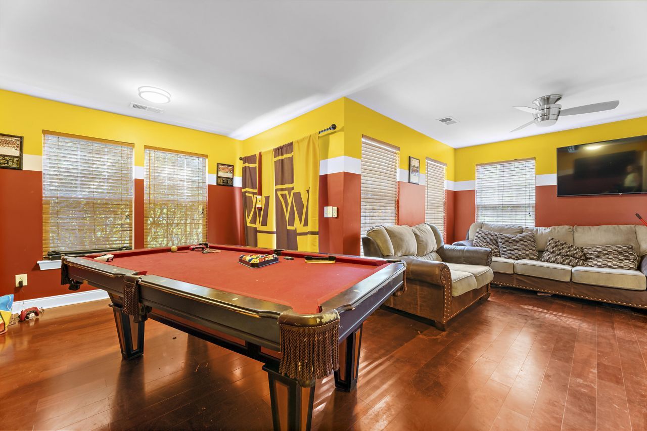 9307 Sweetbay Court Photo 5