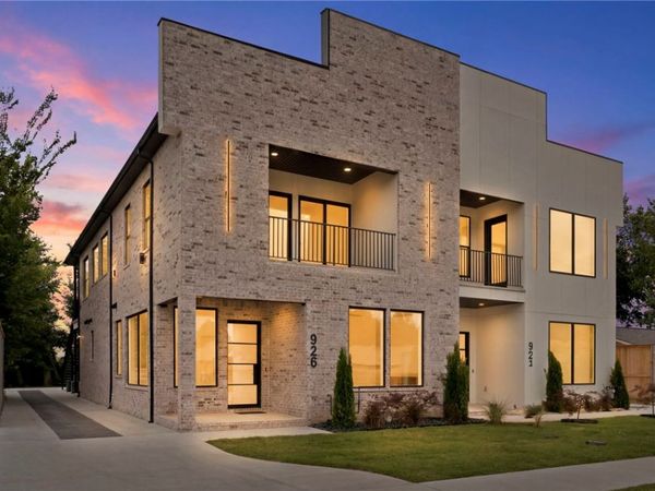 926 SE G Street, Bentonville, AR 72712