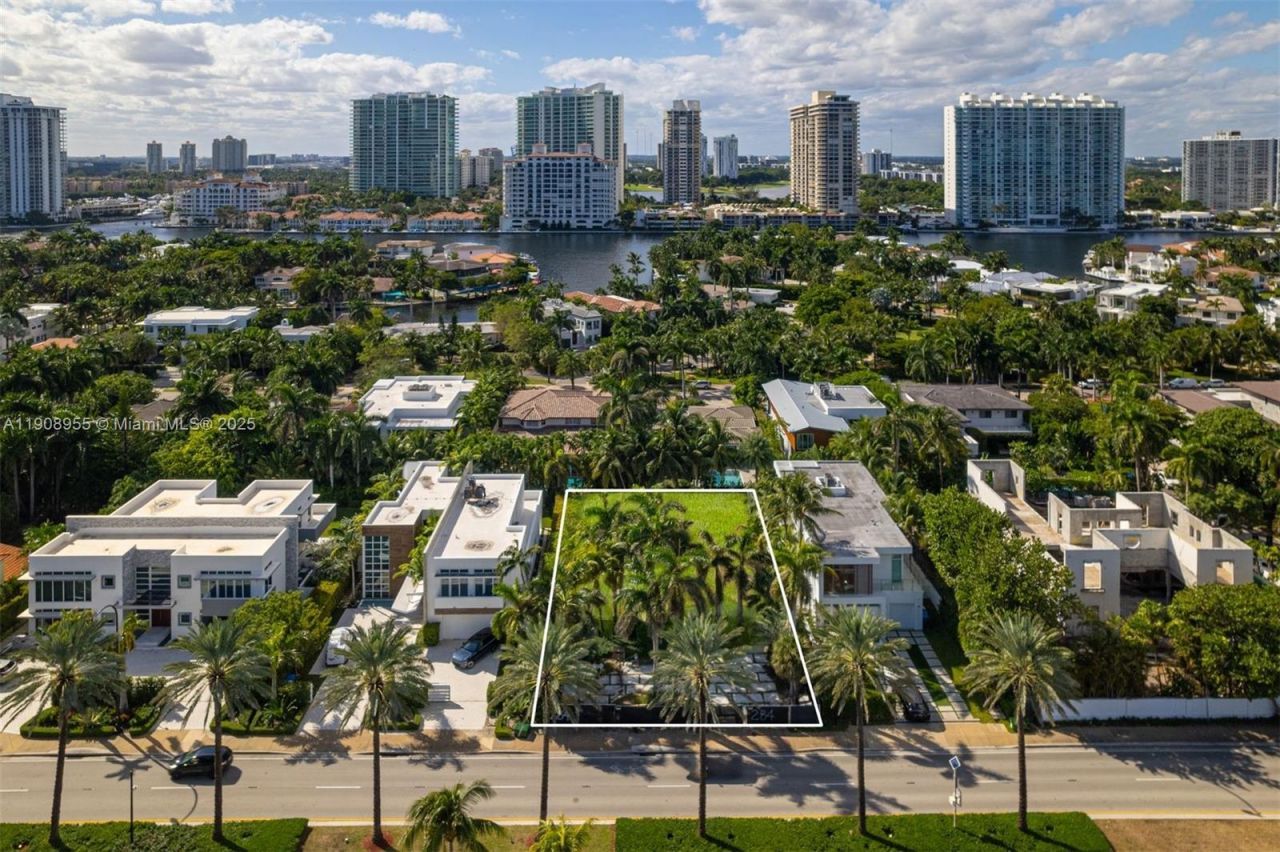 284 Ocean Blvd, Golden Beach, FL 33160 Photo