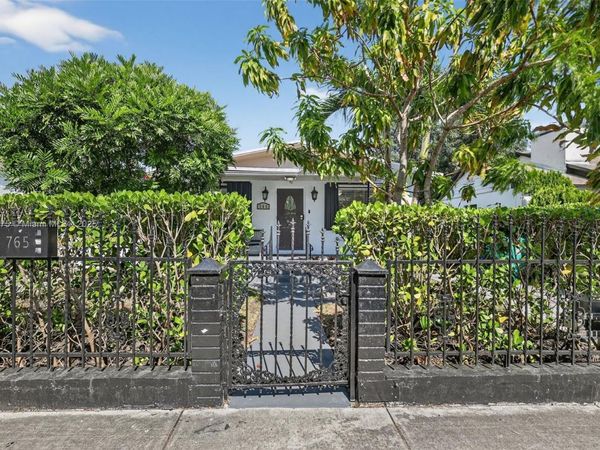 765 NW 46th St, Miami, FL 33127