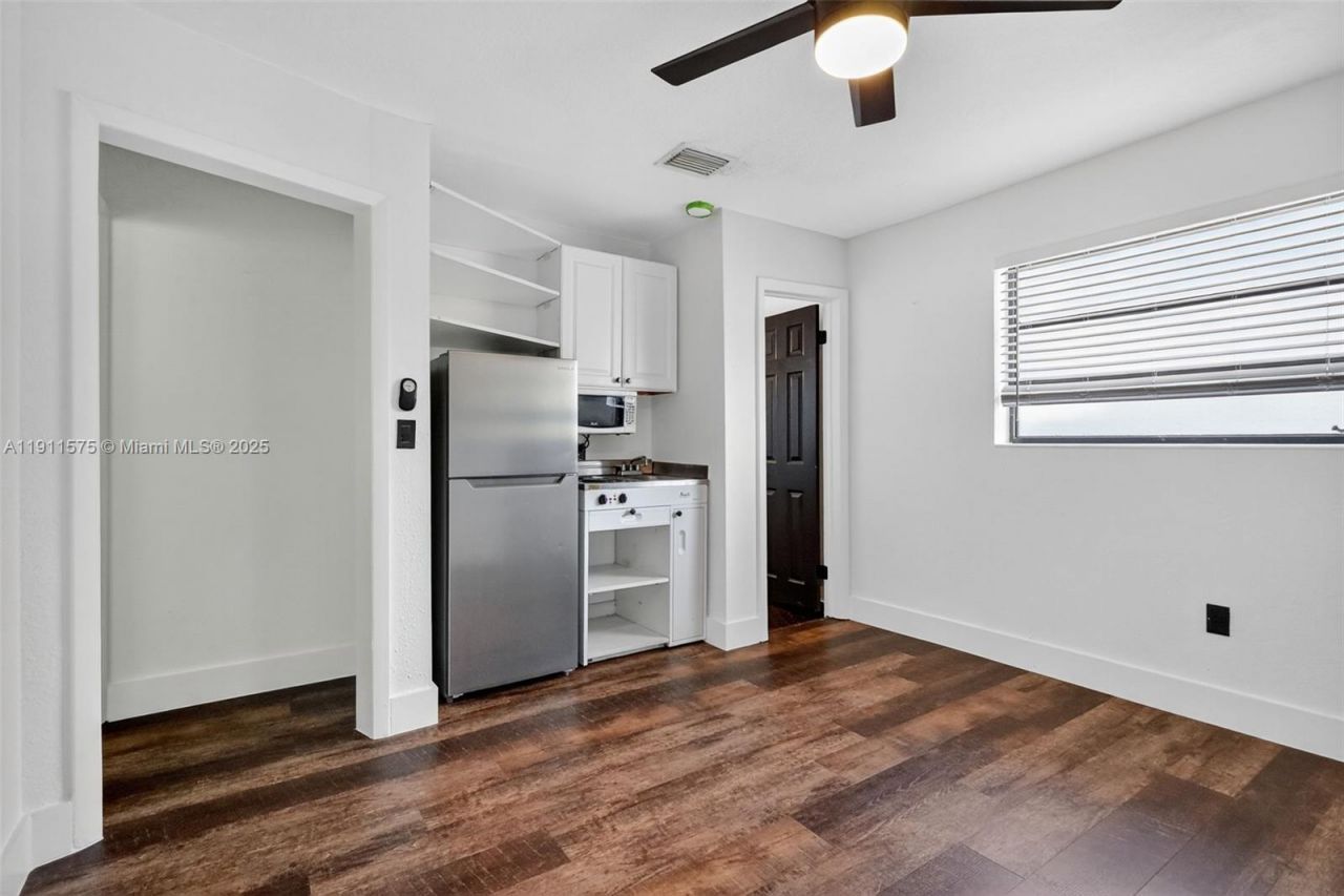 765 NW 46th St, Miami, FL 33127 Photo