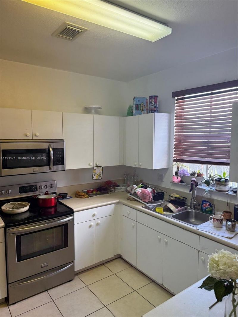 27450 SW 138th Path, Homestead, FL 33032 Photo