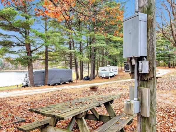 W12381 COUNTY ROAD GG, Hancock, WI 54943