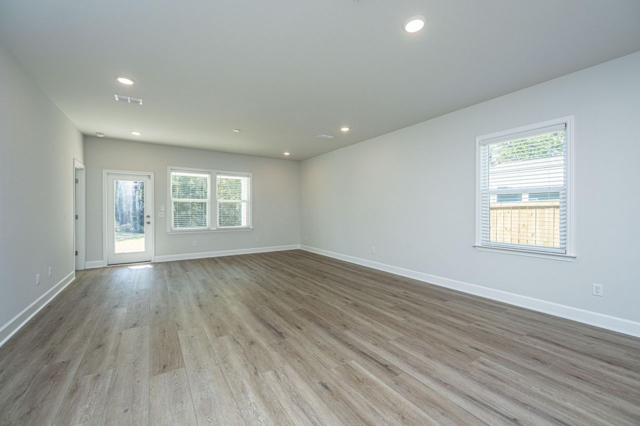 117 Royal Cainhoy Way Photo 13