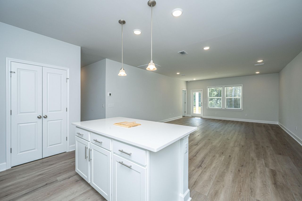 117 Royal Cainhoy Way Photo 9