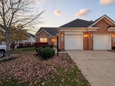 8770 Hardwood Drive, Van Buren Twp, MI 48111