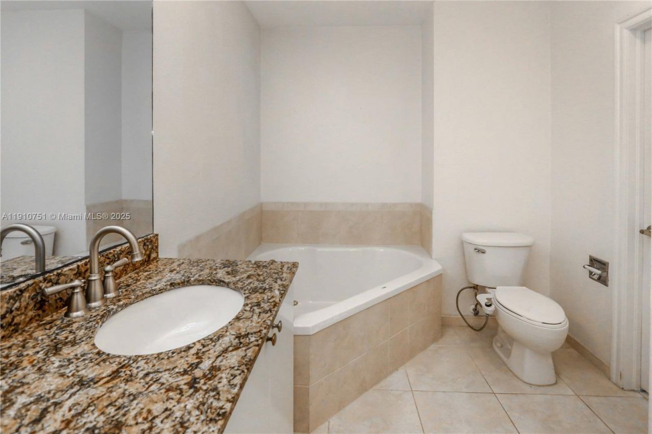 1830 Radius Dr, Unit 1119, Hollywood, FL 33020 Photo