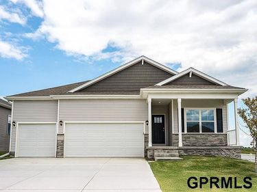 12316 S 205TH Avenue, Gretna, NE 68028