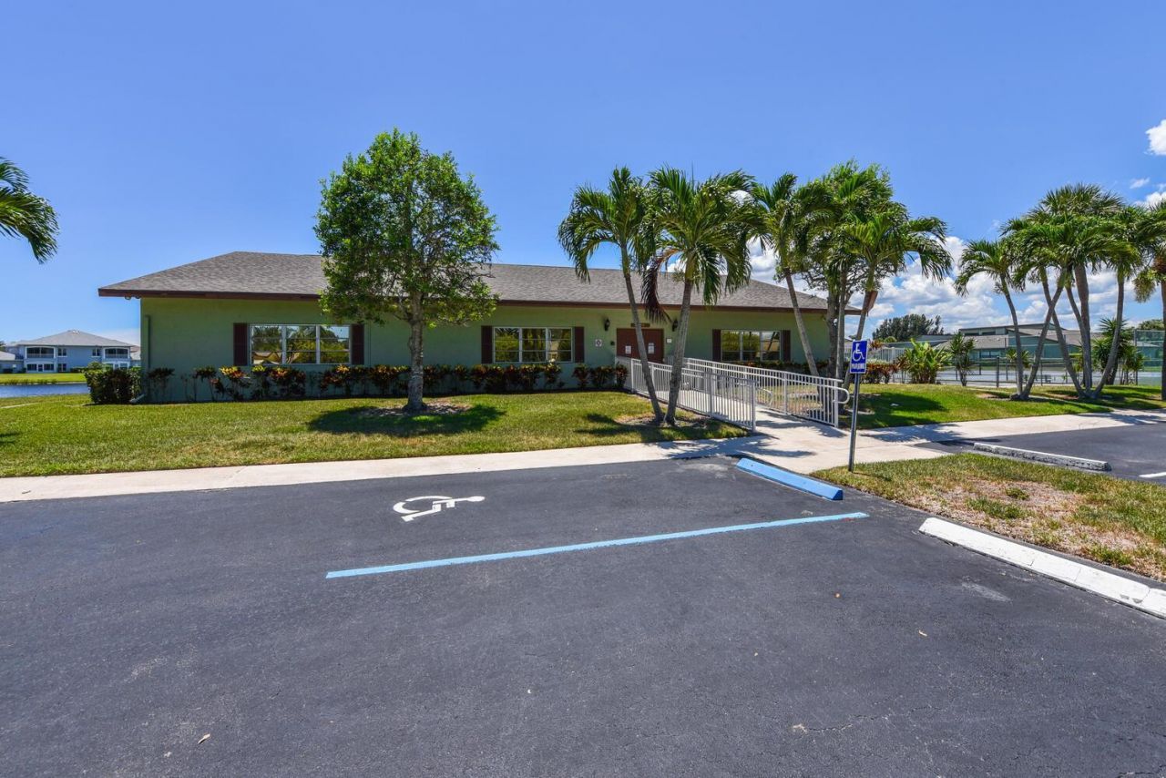 1763 S Dovetail Drive, Fort Pierce, FL 34982 Photo