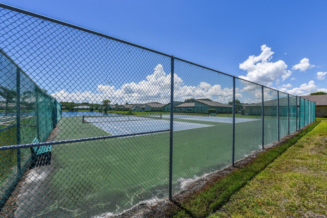 1763 S Dovetail Drive, Fort Pierce, FL 34982 Photo