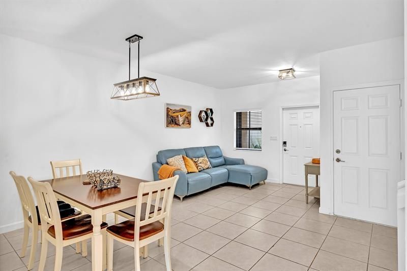 4668 Banker Terrace, Davie, FL 33314 Photo