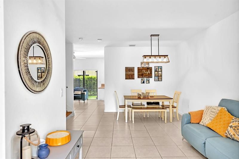 4668 Banker Terrace, Davie, FL 33314 Photo