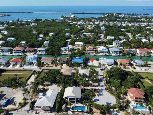 322 E Seaview Drive, Duck, FL 33050