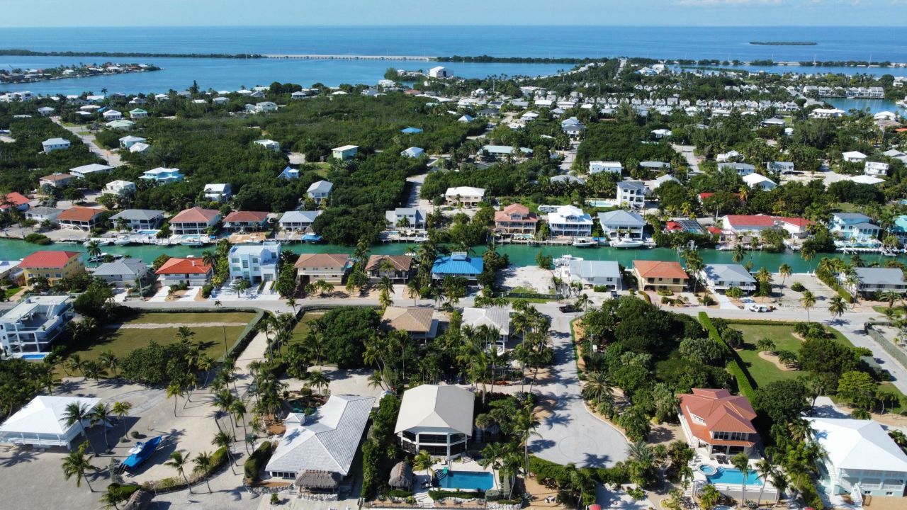 322 E Seaview Drive, Duck, FL 33050 Photo