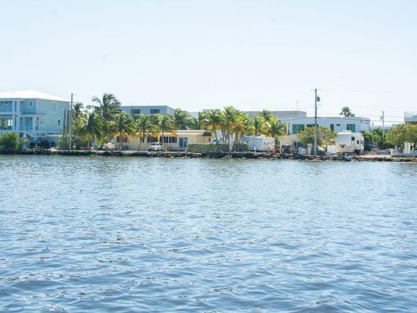 31364 Avenue J, Big Pine, FL 33043