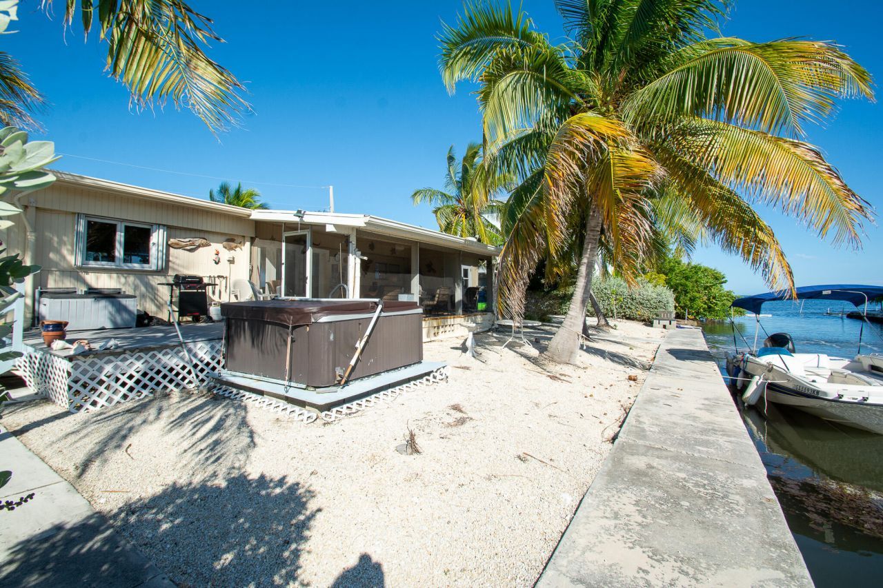 31364 Avenue J, Big Pine Key, FL 33043 Photo