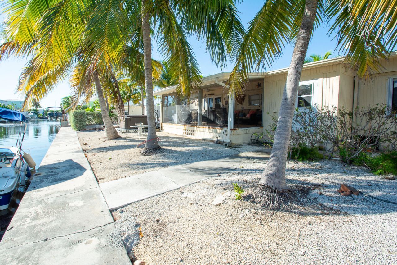 31364 Avenue J, Big Pine Key, FL 33043 Photo