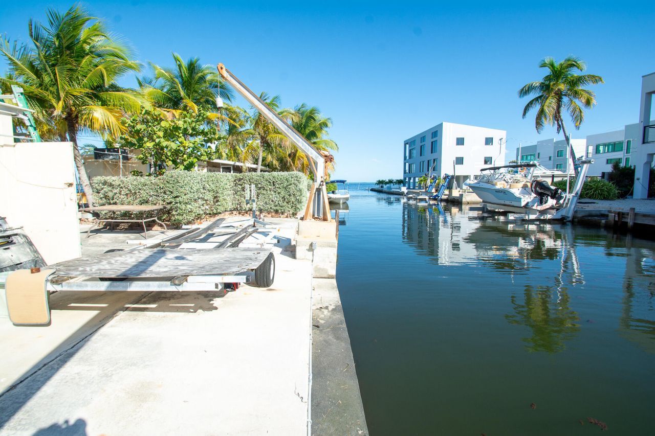 31364 Avenue J, Big Pine Key, FL 33043 Photo