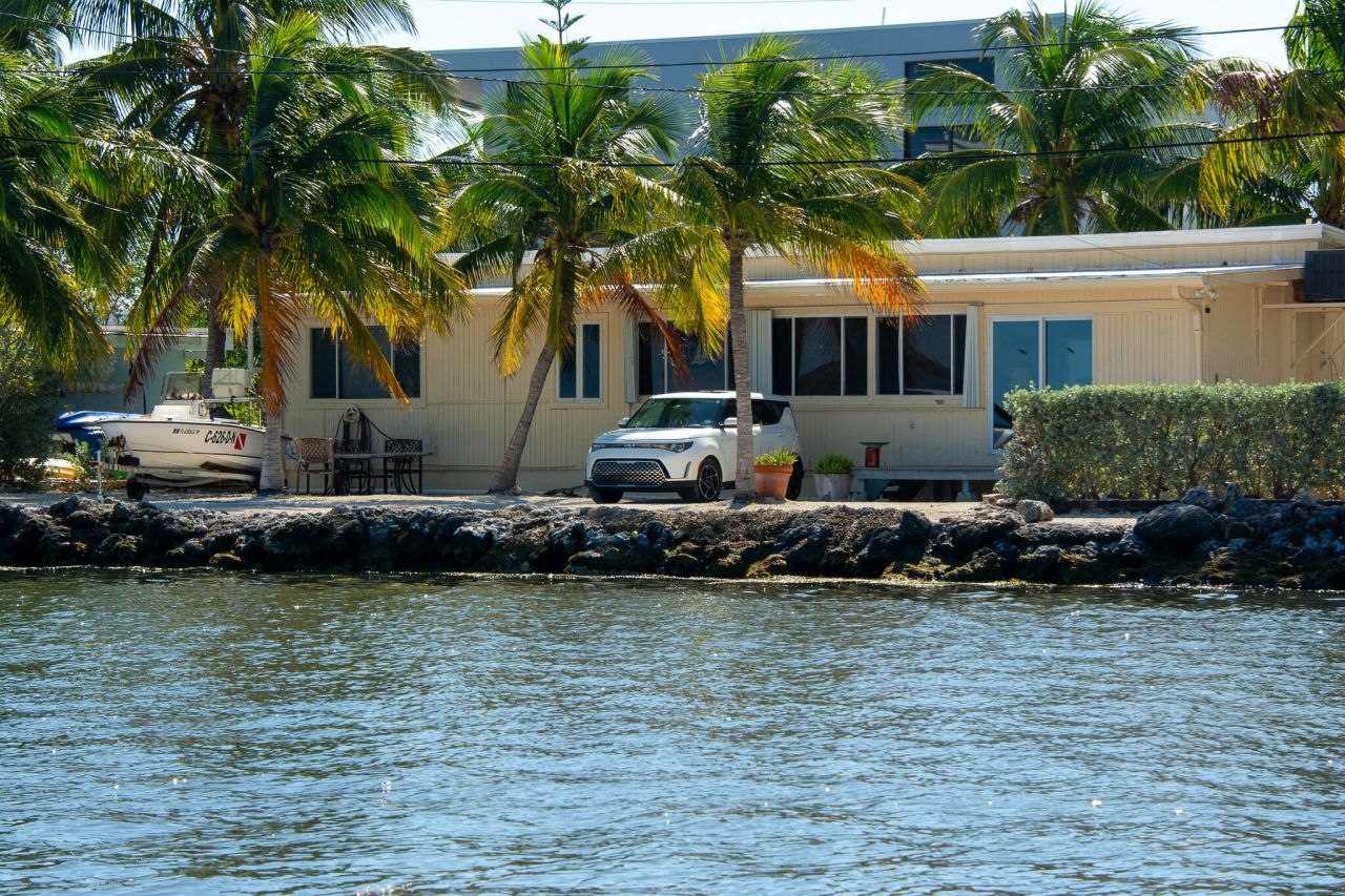 31364 Avenue J, Big Pine Key, FL 33043 Photo