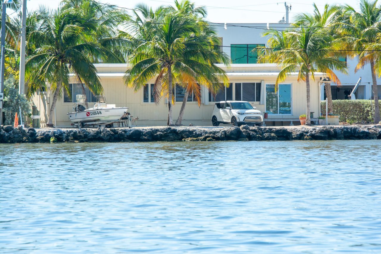 31364 Avenue J, Big Pine Key, FL 33043 Photo