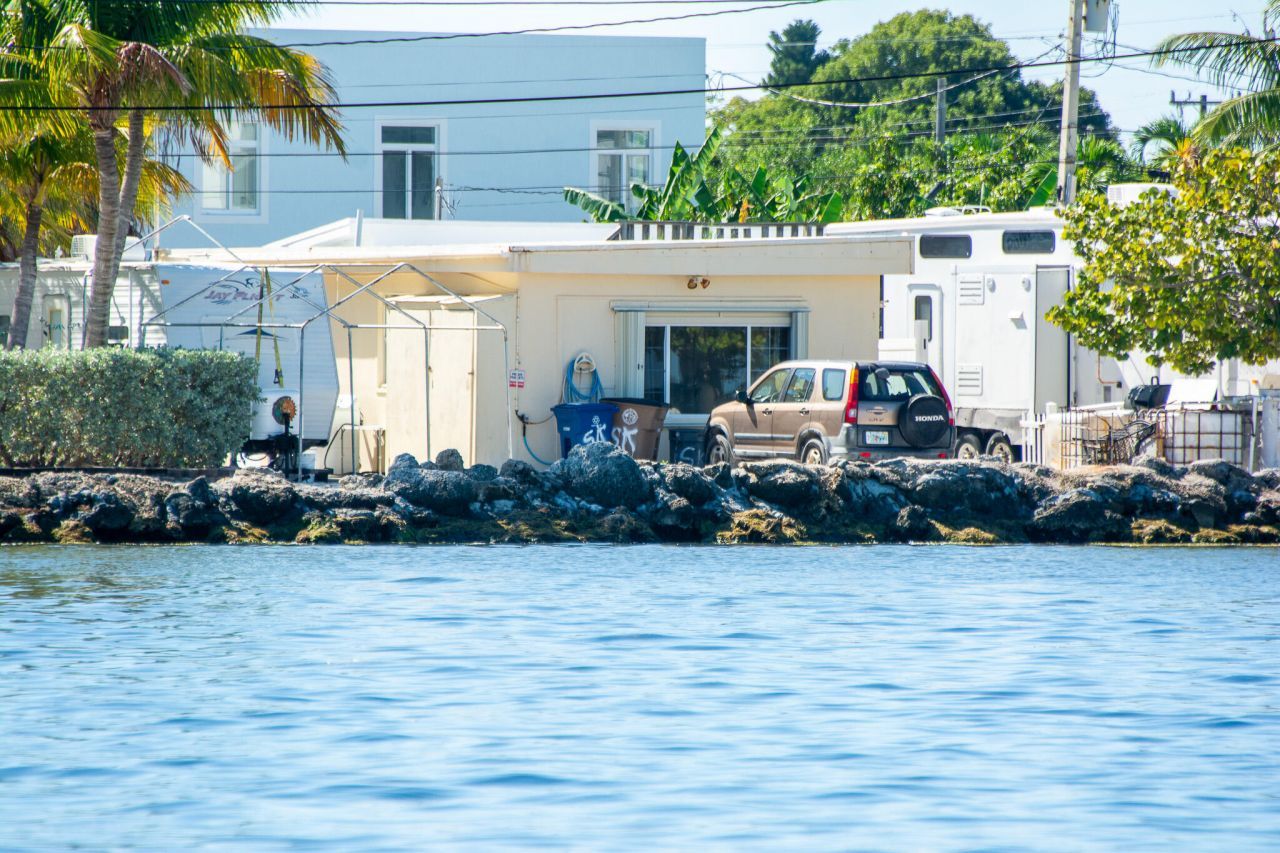 31364 Avenue J, Big Pine Key, FL 33043 Photo