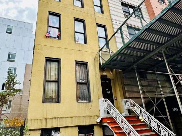 1889 Lexington Avenue, New York (Manhattan), NY 10035