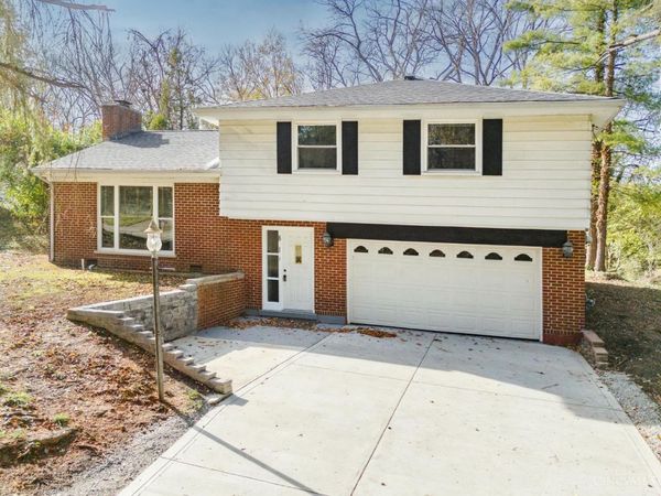 881 Asbury Road, Anderson Twp, OH 45255