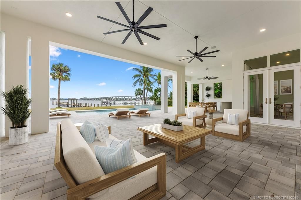 505 SE Saint Lucie Boulevard, Stuart, FL 34996 Photo