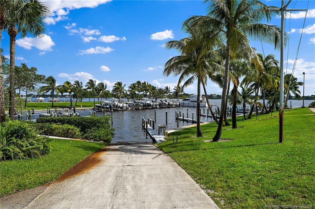 505 SE Saint Lucie Boulevard, Stuart, FL 34996 Photo