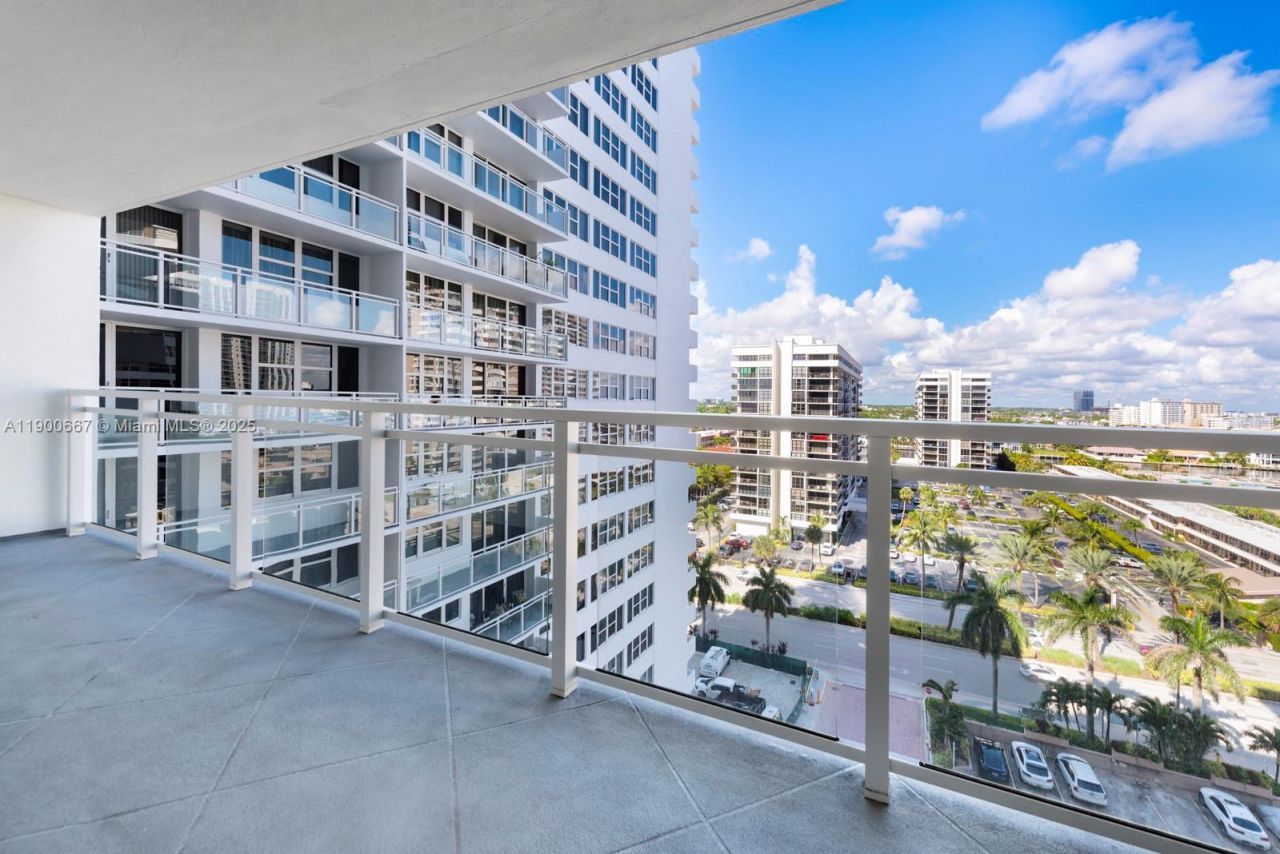 2030 S Ocean Dr, Unit 1002, Hallandale Beach, FL 33009 Photo