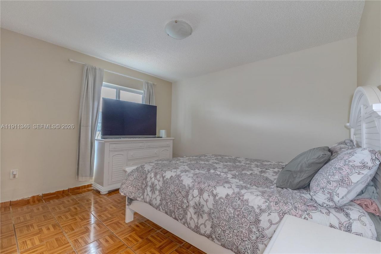 14452 SW 115th St, Miami, FL 33186 Photo