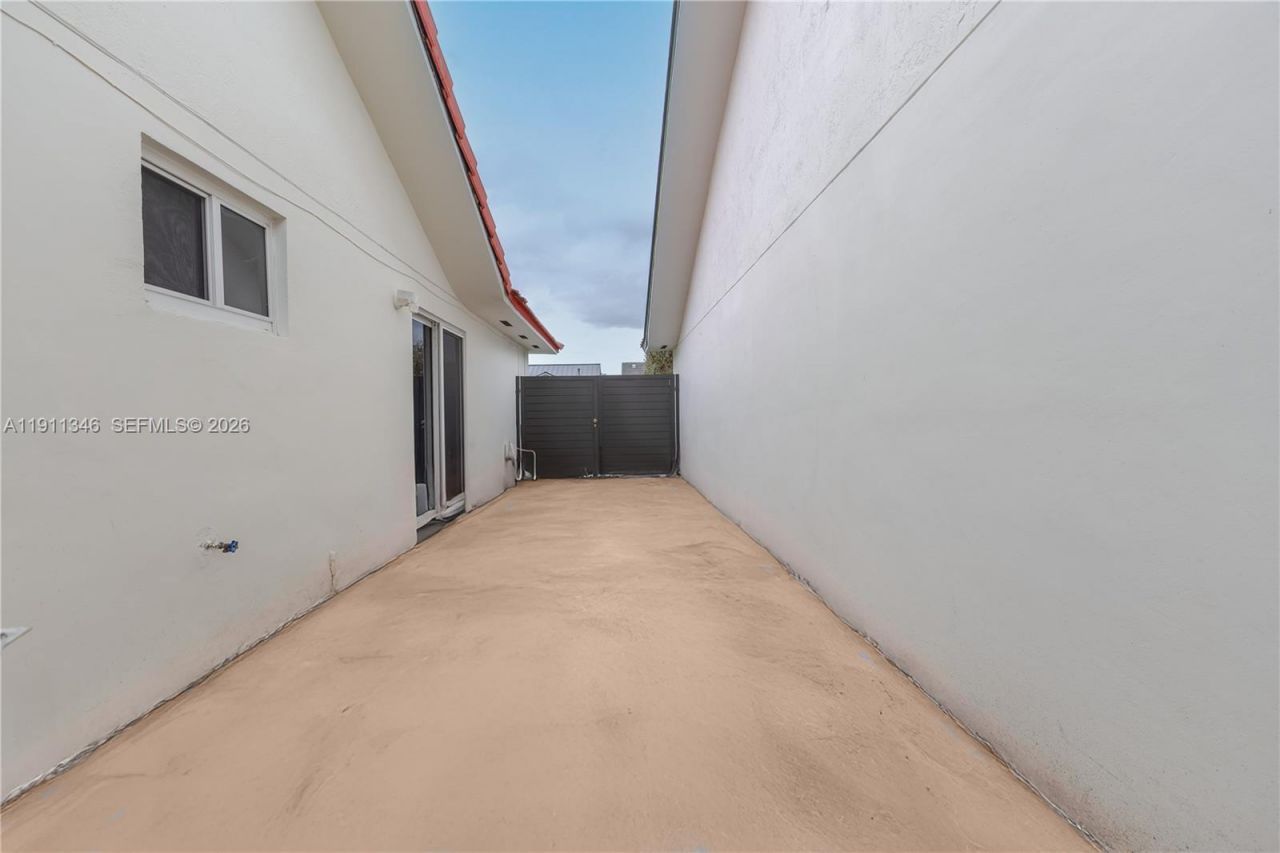 14452 SW 115th St, Miami, FL 33186 Photo