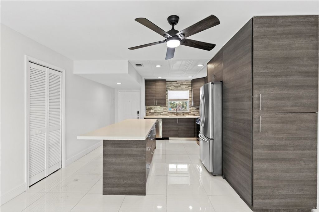 809 W Oakland Park Boulevard, Unit K12, Fort Lauderdale, FL 33311 Photo