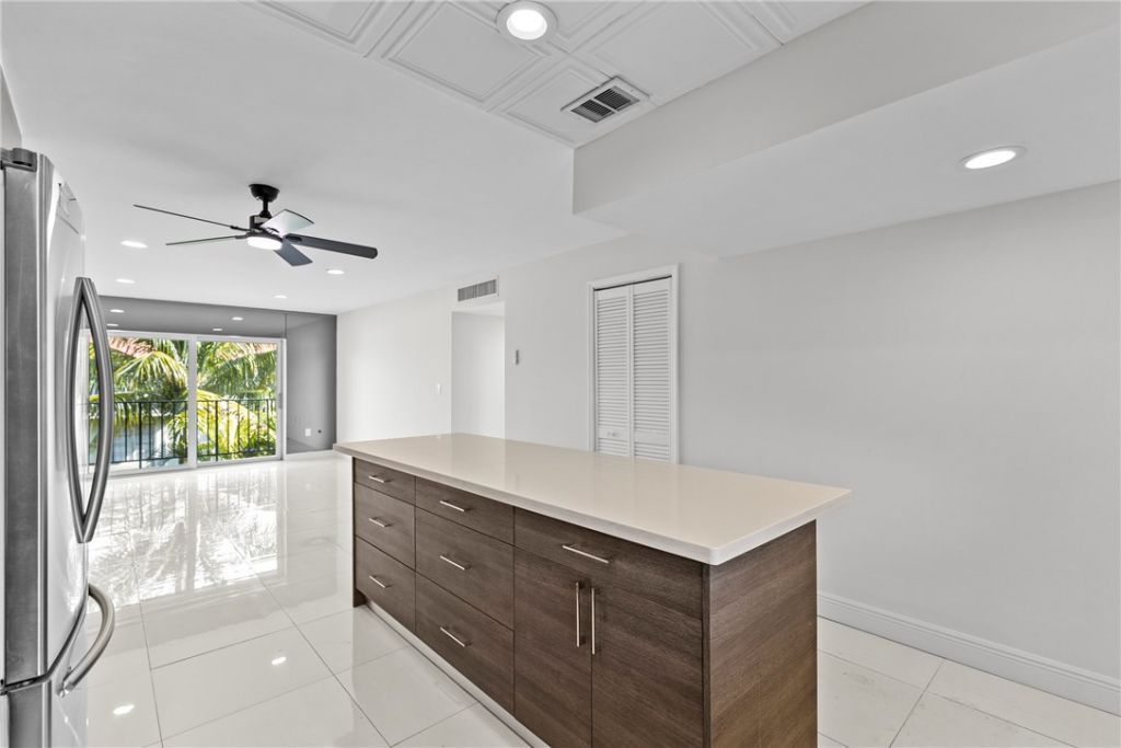 809 W Oakland Park Boulevard, Unit K12, Fort Lauderdale, FL 33311 Photo