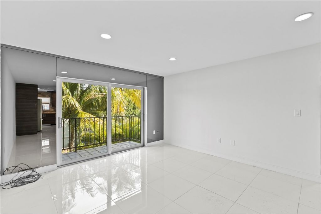809 W Oakland Park Boulevard, Unit K12, Fort Lauderdale, FL 33311 Photo