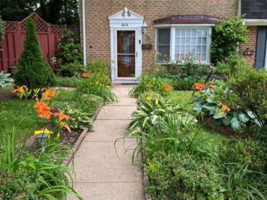 8434 Towne Crest Court, Gaithersburg, MD 20877 Main Photo