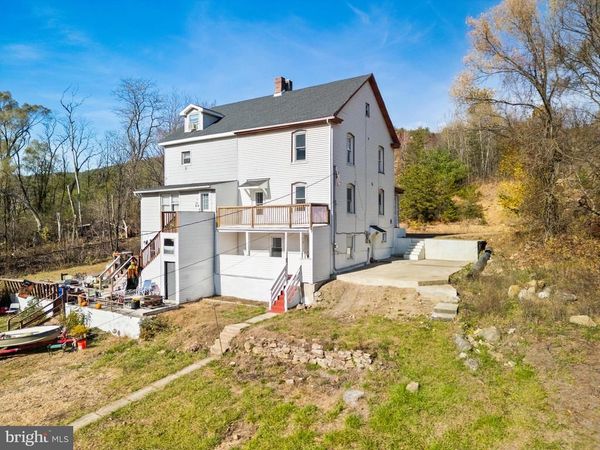 1104 PRINCETON AVENUE, PALMERTON, PA 18071