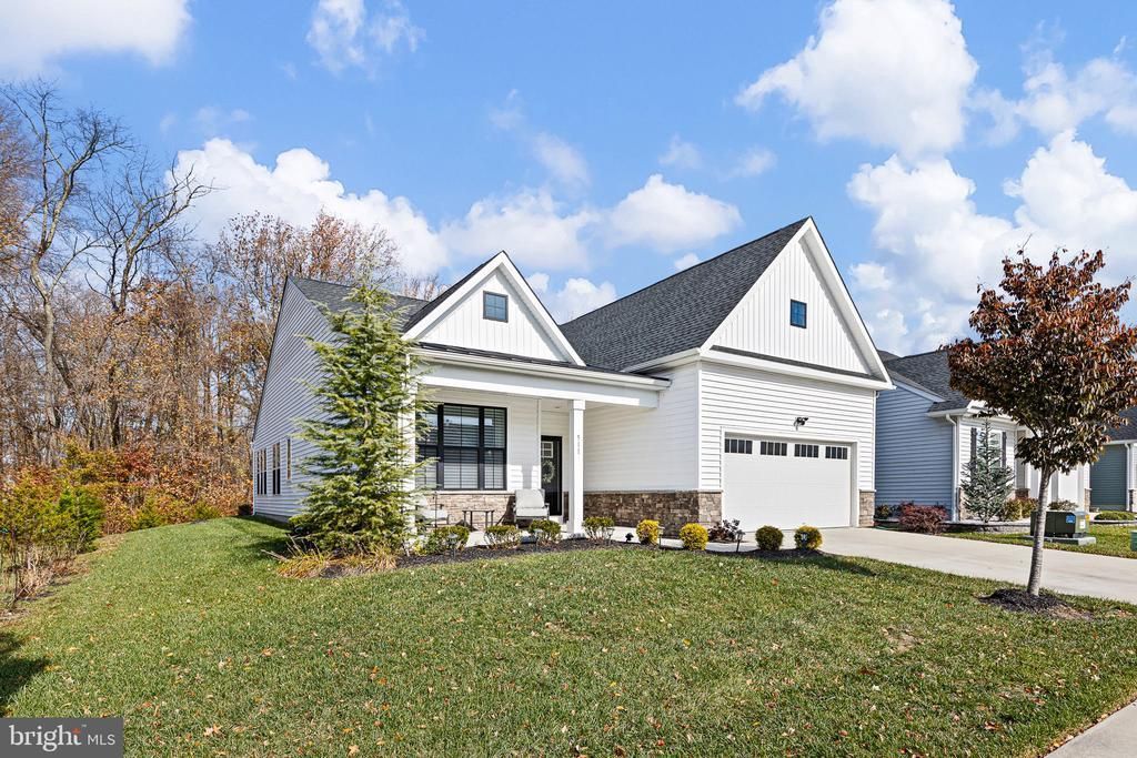 511 Davis Falls Drive, Newark, DE 19702 Main Photo