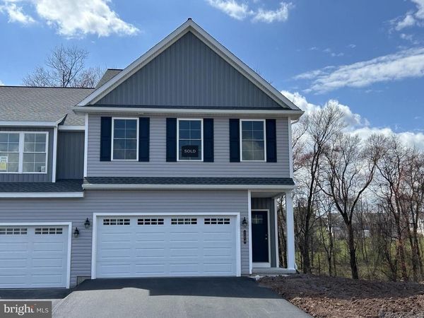 124 MAGNOLIA DRIVE, MIDDLETOWN, PA 17057