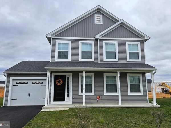 233 WOODRIDGE DRIVE, SHIPPENSBURG, PA 17257