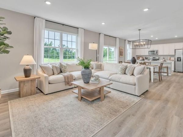 225 BELLA DRIVE, YORK, PA 17404