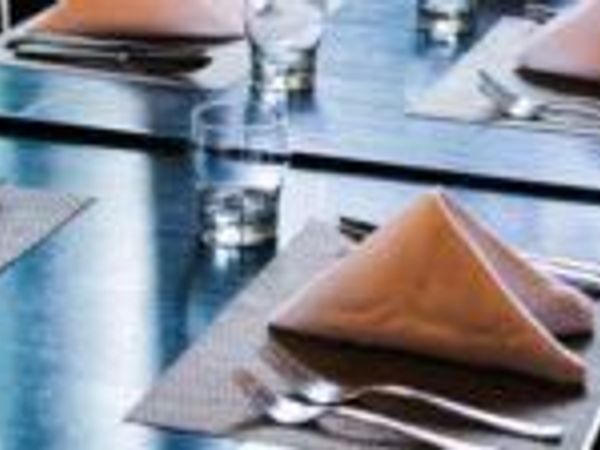 000 RESTAURANT/BAR, LEBANON, PA 17042