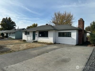516 N Central Drive, Moses Lake, WA 98837 Main Photo