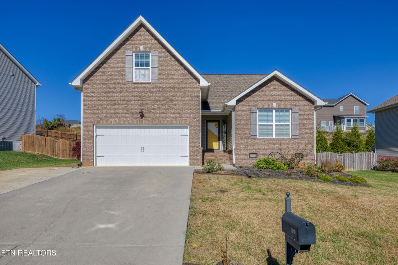 2649 Southwinds Circle, Sevierville, TN 37876 Main Photo
