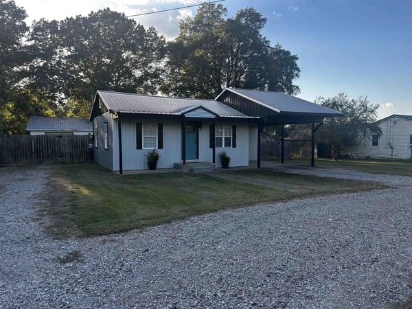 110 CATFISH LN, Crump, TN 38327