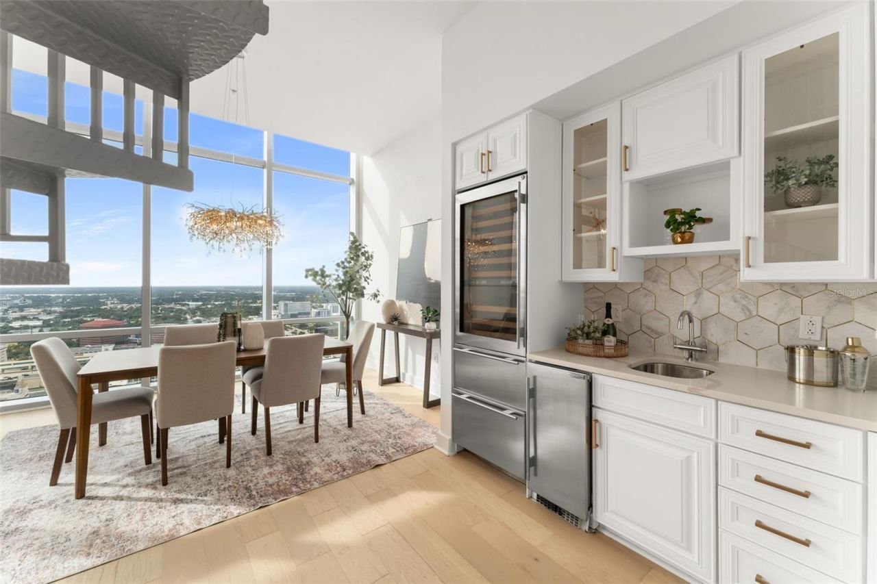 150 E Robinson Street, Unit PH3504, Orlando, FL 32801 Photo