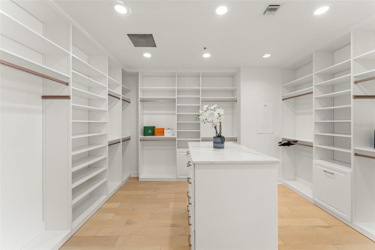 150 E Robinson Street, Unit PH3504, Orlando, FL 32801 Photo